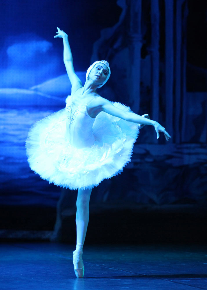 Озеро лебедей балет чайковского