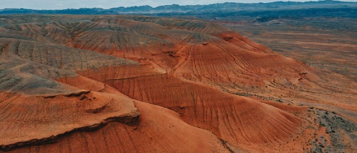 Red Mountains (Bogut)